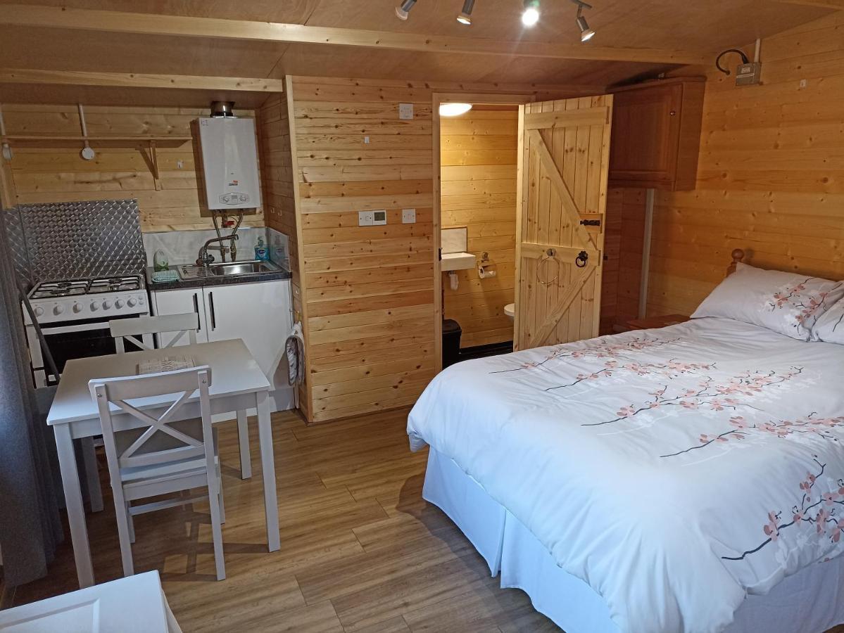 Cosy Cabin Stock Exteriér fotografie